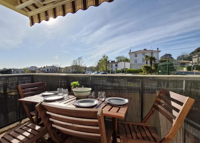 Appartement - Veritable Perle Pour Cet Au Charme Apaisant - Wifi Royan